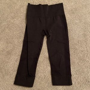 lululemon capri leggings!